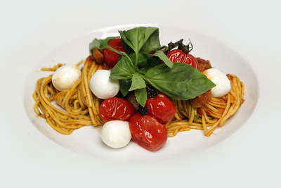 Spaghetti mit Prosciutto und Mozzarella