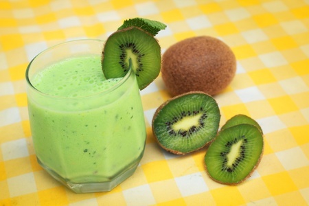 Kiwi-Ananas-Drink