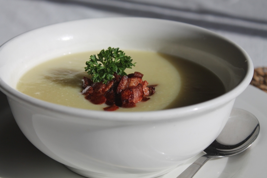 Lauch-Sellerie-Suppe