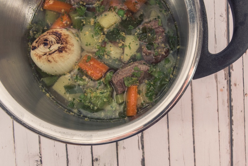 Karpfen-Gemüsesuppe Karpfen-Gemüsesuppe