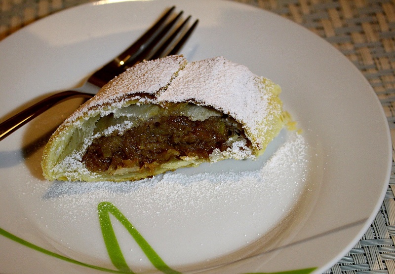 Dattelstrudel