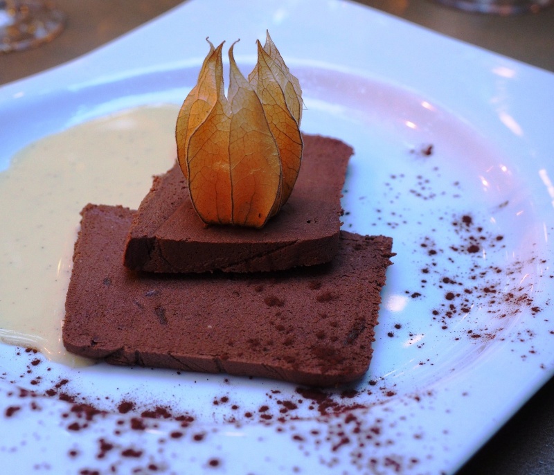 Mandel-Nougat-Terrine Mandel-Nougat-Terrine