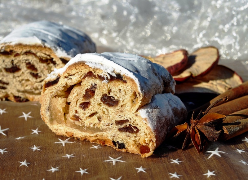 Birnen-Nuss-Stollen