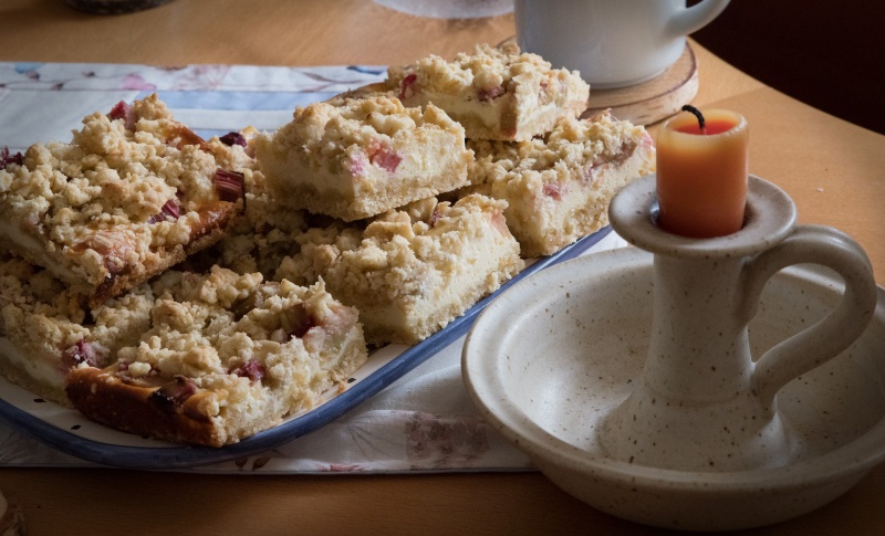 Rhabarber Streuselkuchen